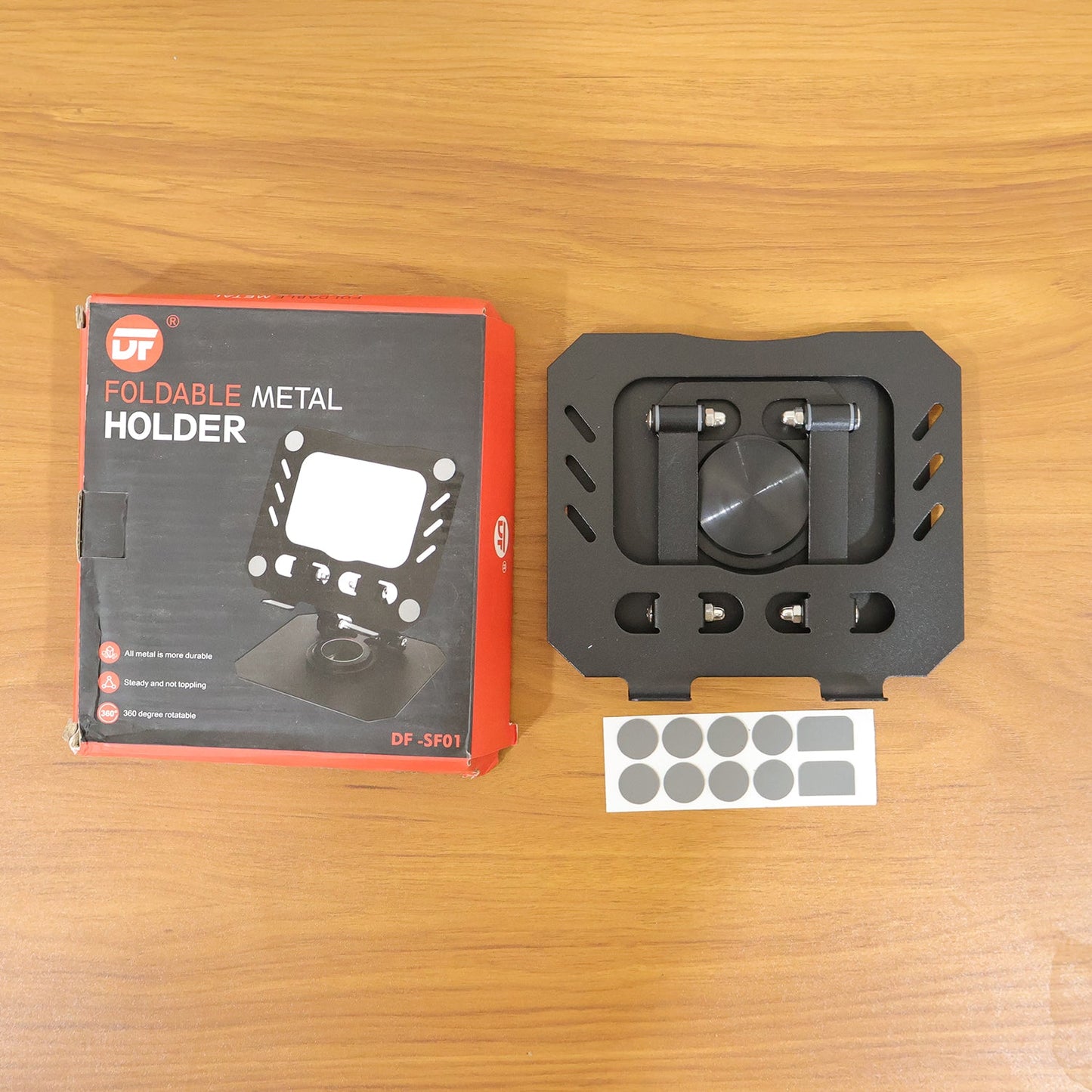 Foldable Adjustable Metal Laptop Stand (1 Pc)