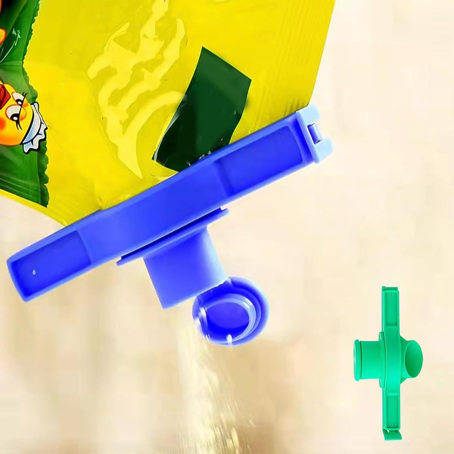 Packet Pourer & Sealer Clip - (4 Pc)