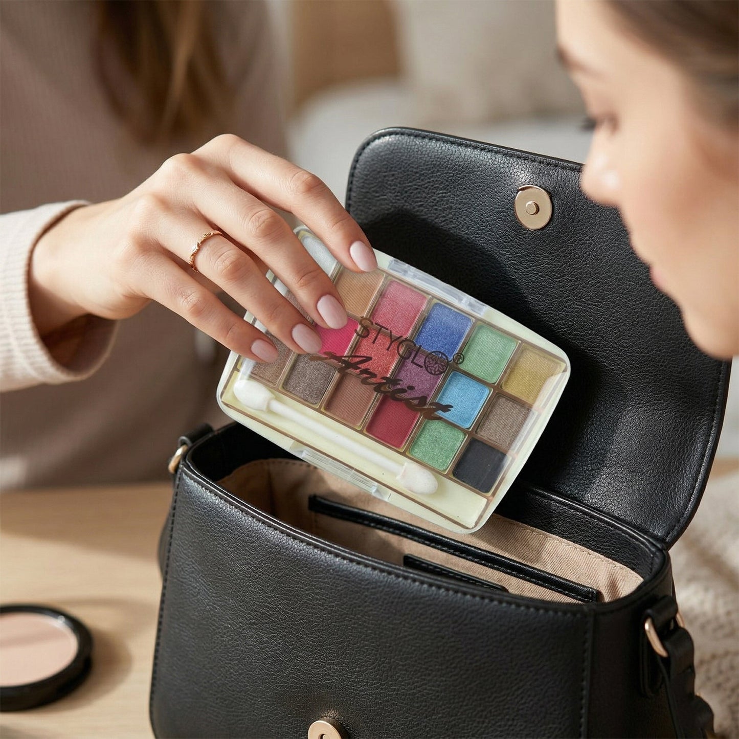 18 Color Eyeshadow Makeup Palette 1 Pc