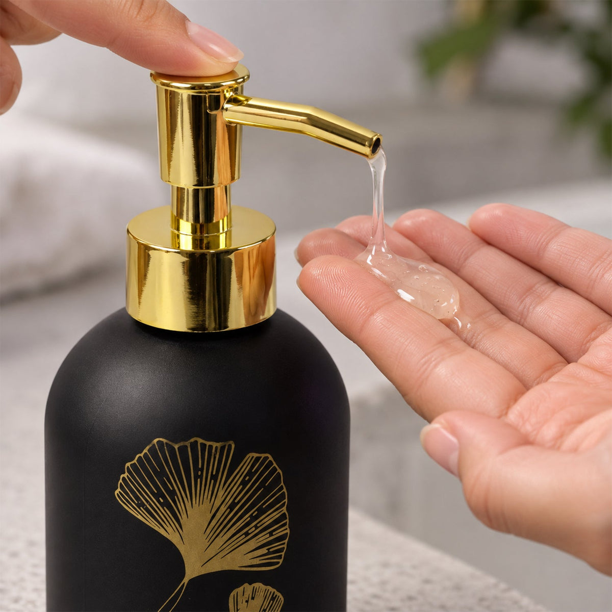 Soap dispenser pump detail