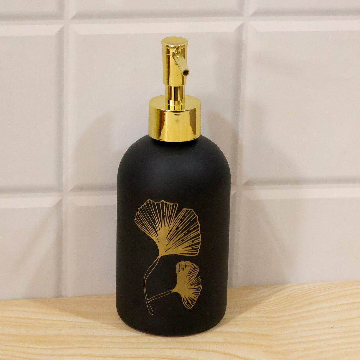 Soap dispenser bathroom use