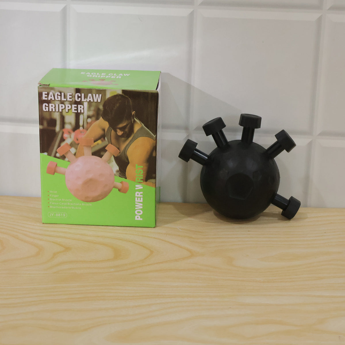 Eagle Claw Hand Grip Strengthener Finger Trainer Ball (1 Pc)