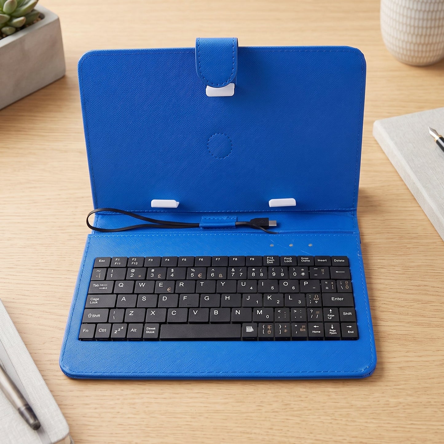 Portable Wired Tablet Keyboard with PU Leather Flip Case and Stand (1 Pc)