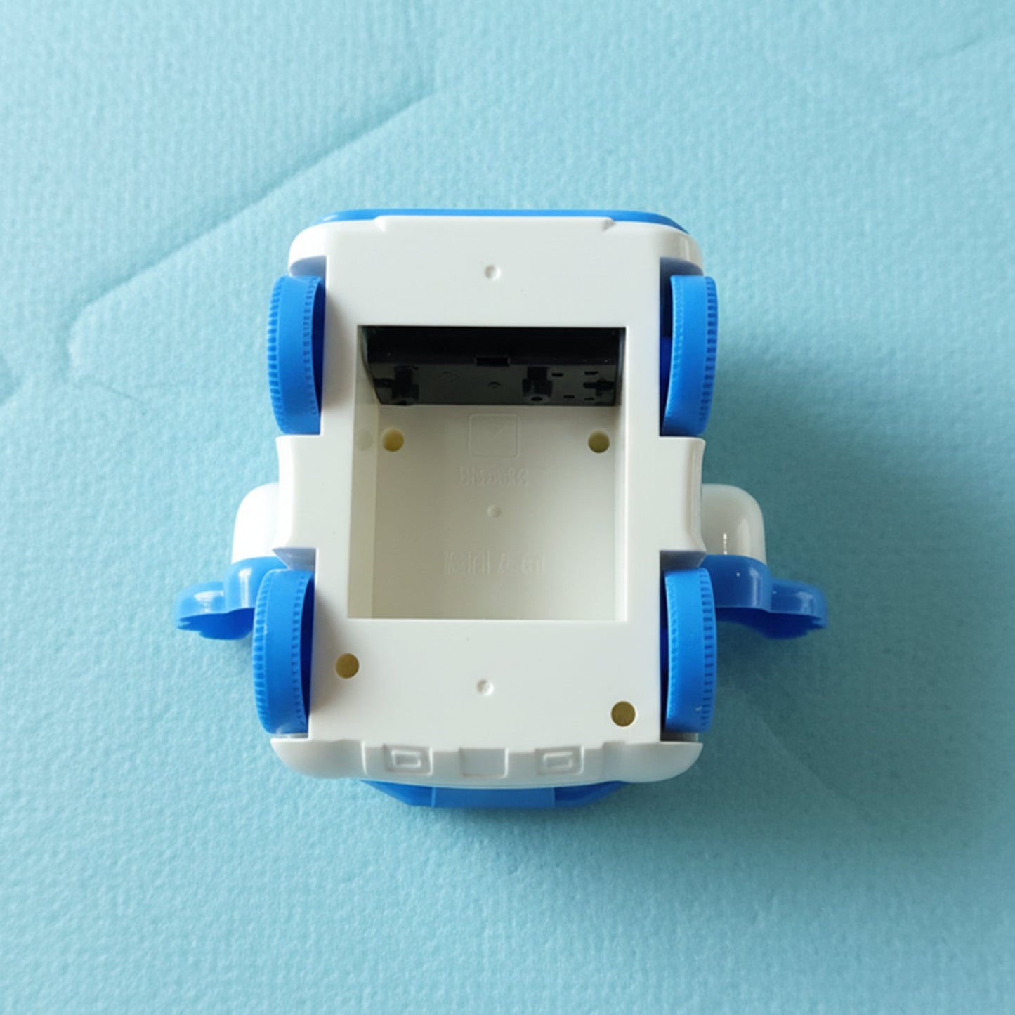 Cute Cartoon Bunny Angel Car Style Table Alarm Clock (1 Pc)