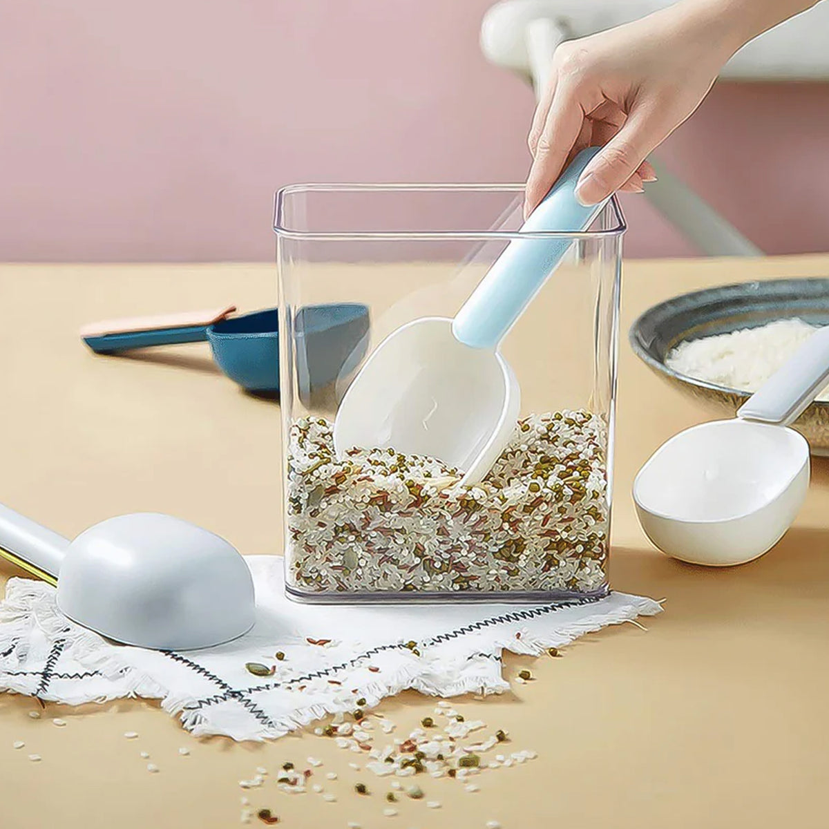 Large Plastic Measuring Spoons Flour Scoops for Home Kitchen (1 Pc)