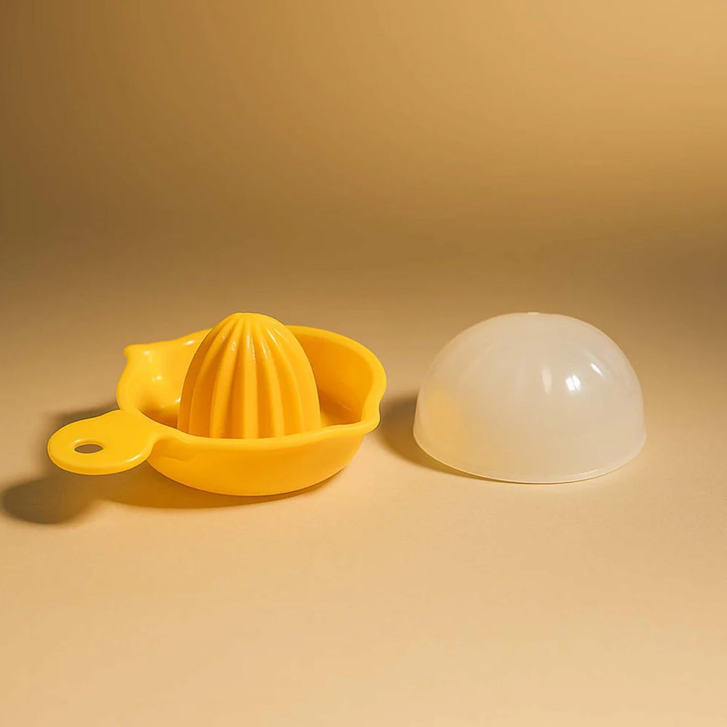 Lemon squeezer kitchen tool