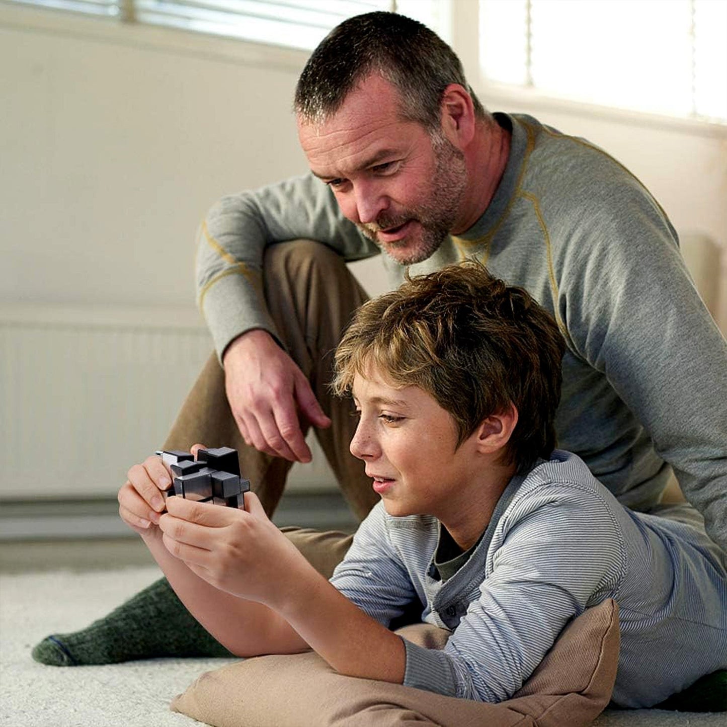 Mirror Cube â€“ 3x3 Puzzle Cube with Reflective Silver Surfaces