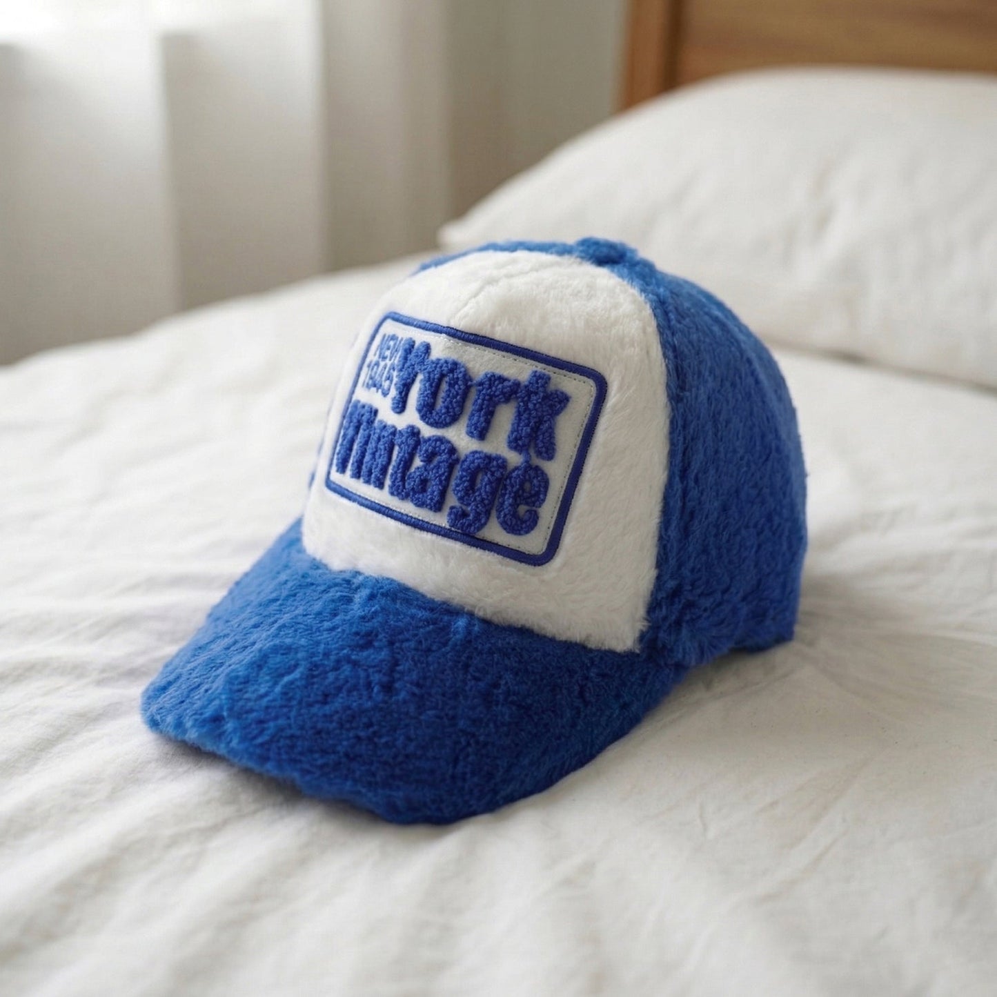 Trendy New York Vintage Style Winter Furry Cap (1 Pc)