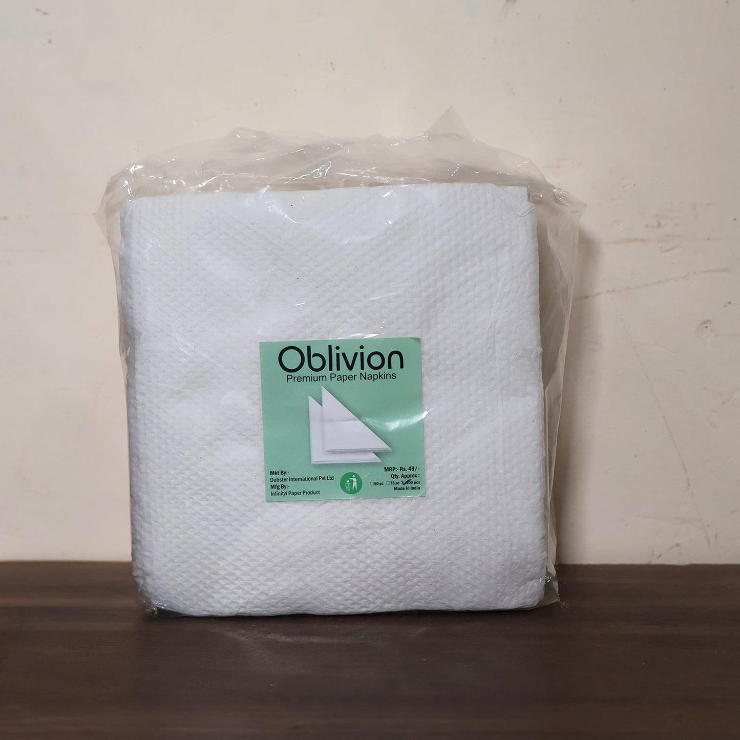 Tissue Paper For Wiping And Cleaning Purposes Of Types Of Things (100 Pcs Set Approx)