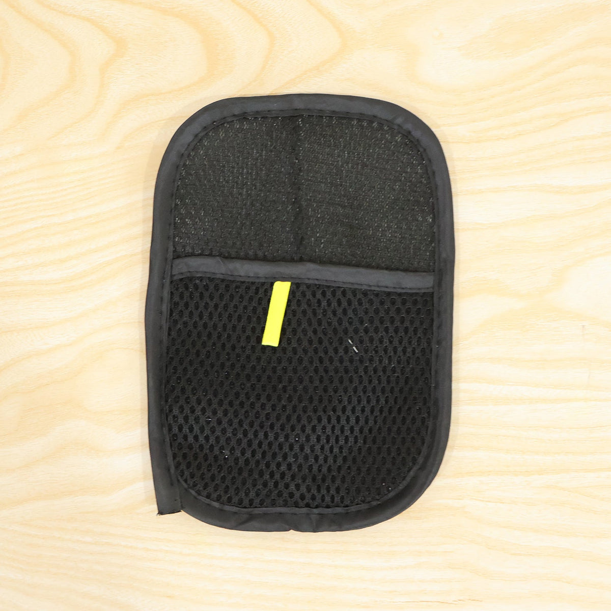 Pet hair remover glove use