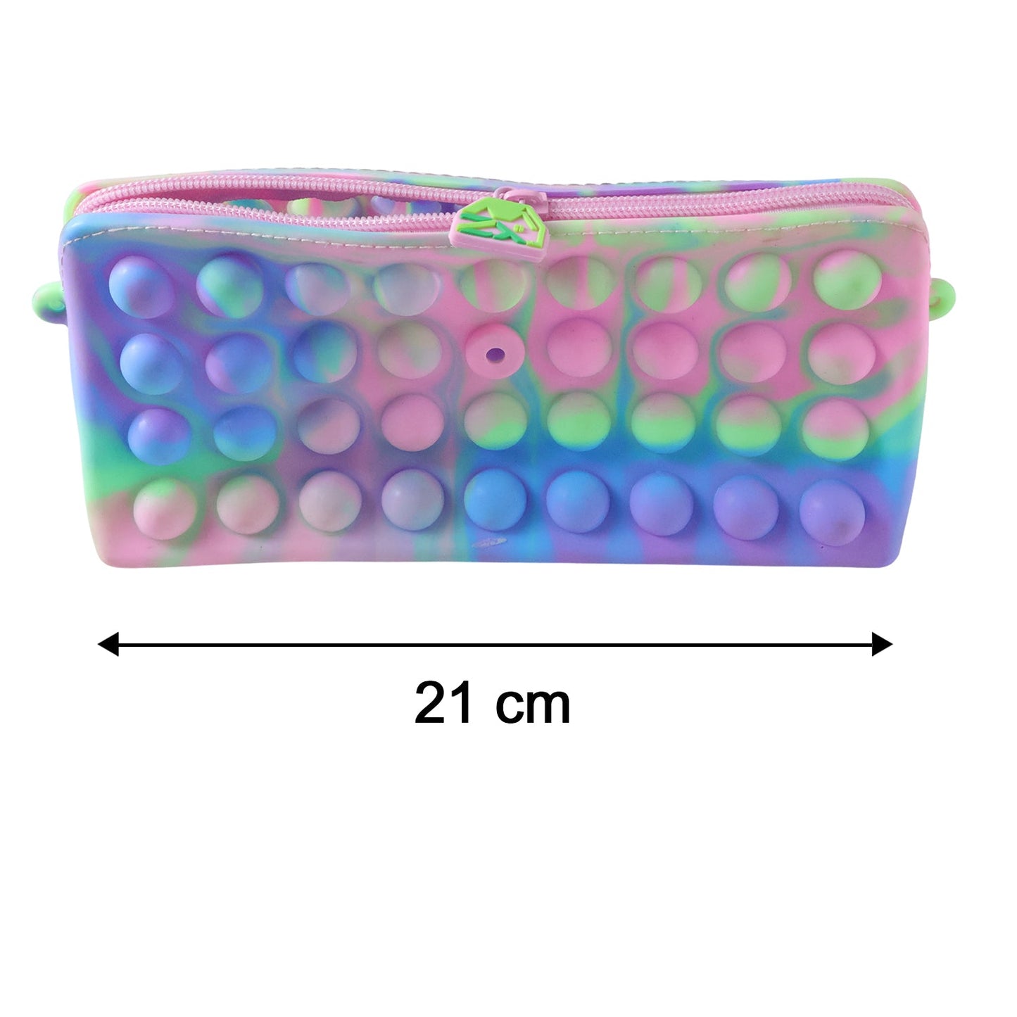 Silicone pouch measuring 21 by 10 centimeters