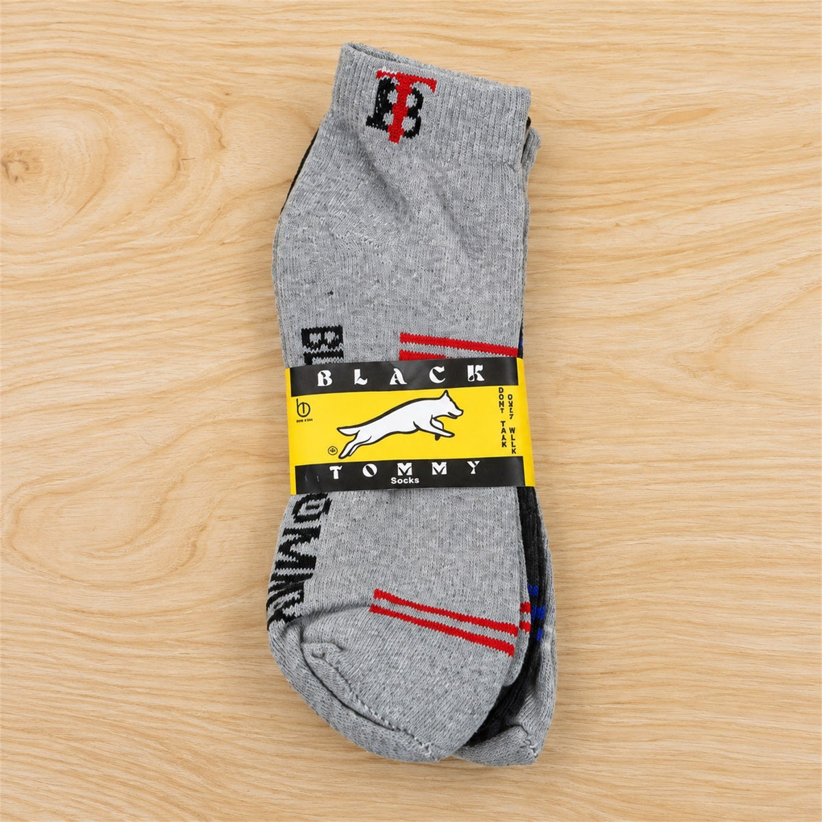 Knitted ankle socks wearing use