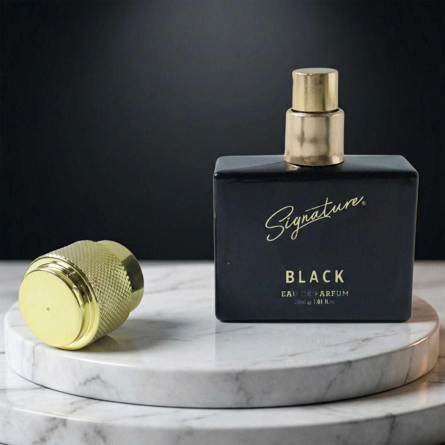 Signature premium black scent perfume spray