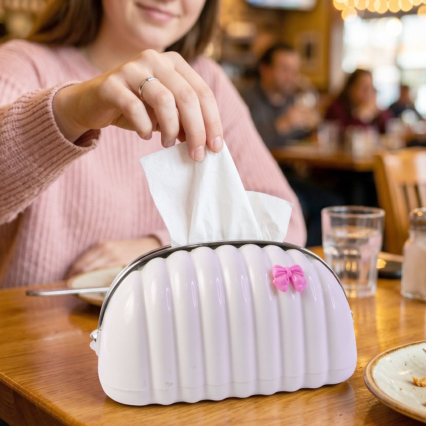 Shell Shape Creative Tissue Dispenser - Decorative Tissue Paper Holder Box