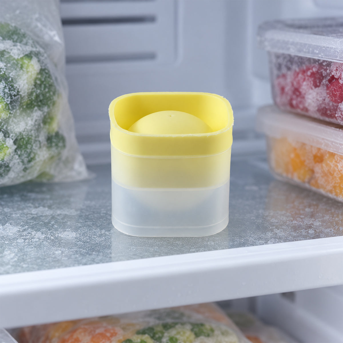 Silicone Ice Ball Mold with Removable Lid for Round Drink Ice Cubes (1 Pc)