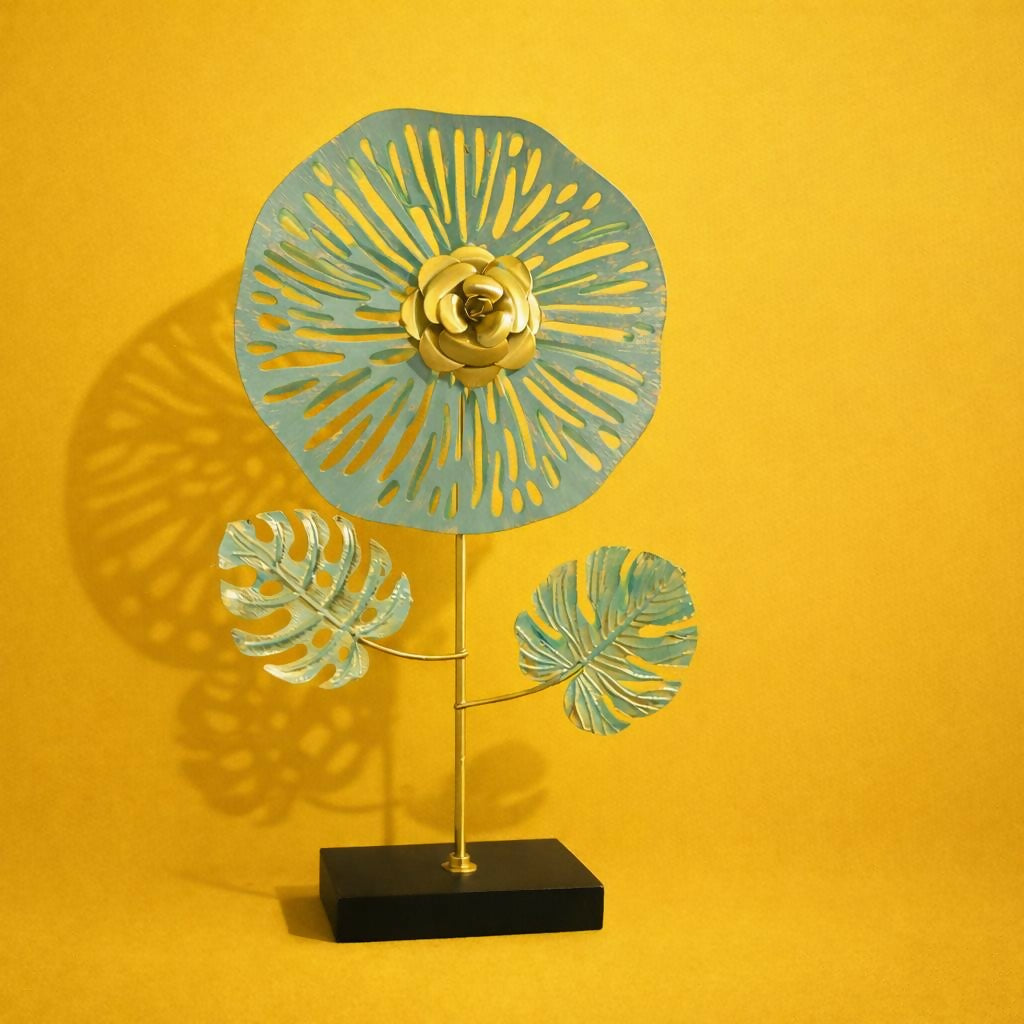 Modern Metal Flower Table Decor Showpiece for Home and Office