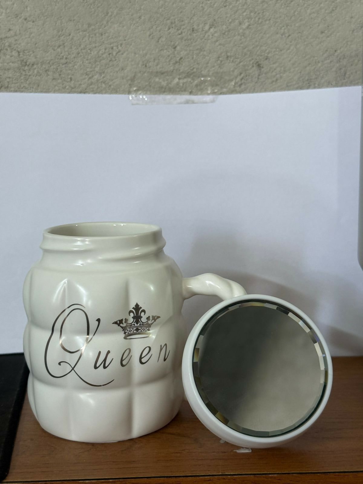 Queen Printed Ceramic Mug with Mirror Base Coffee Cup