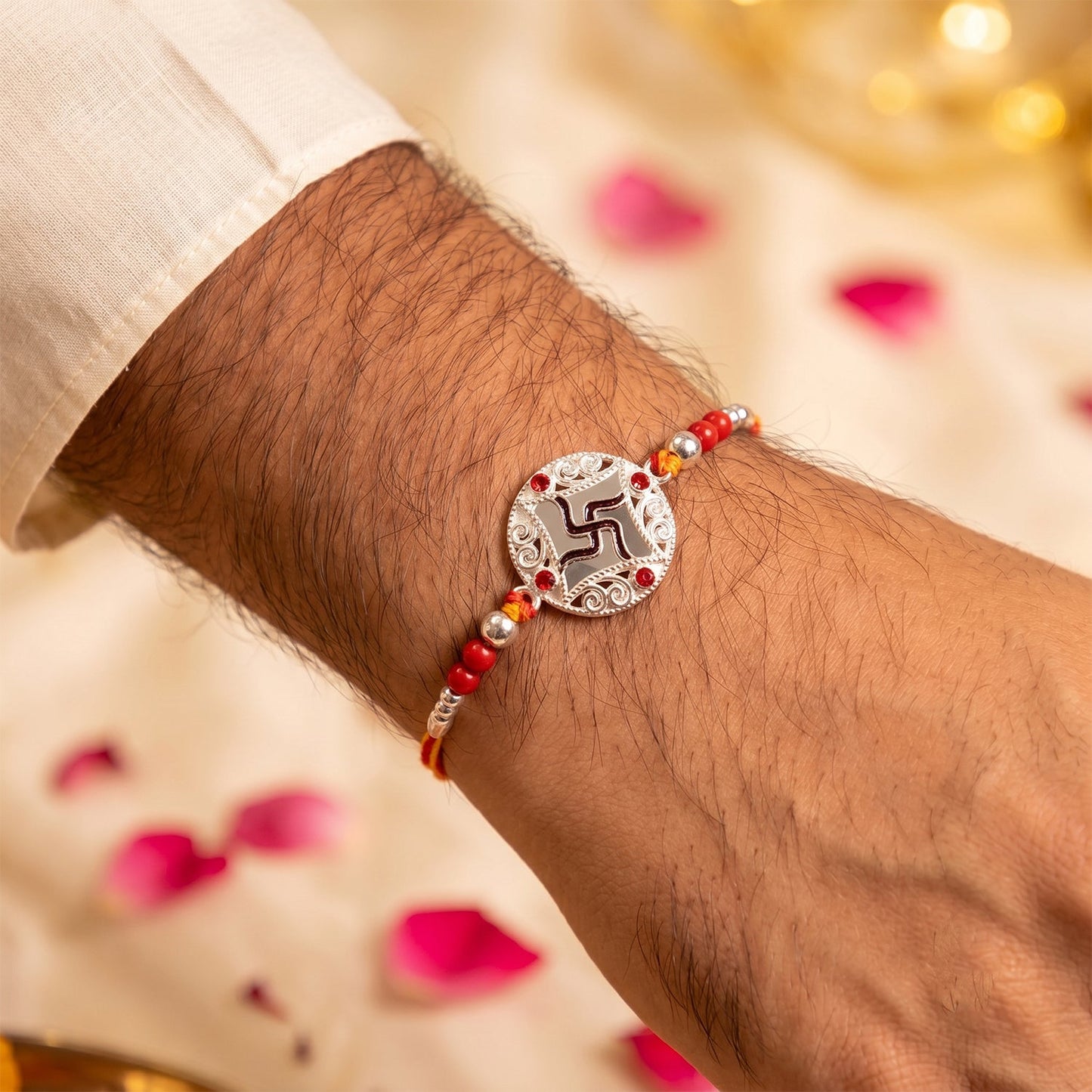 Handmade look red thread with rakhi centerpiece