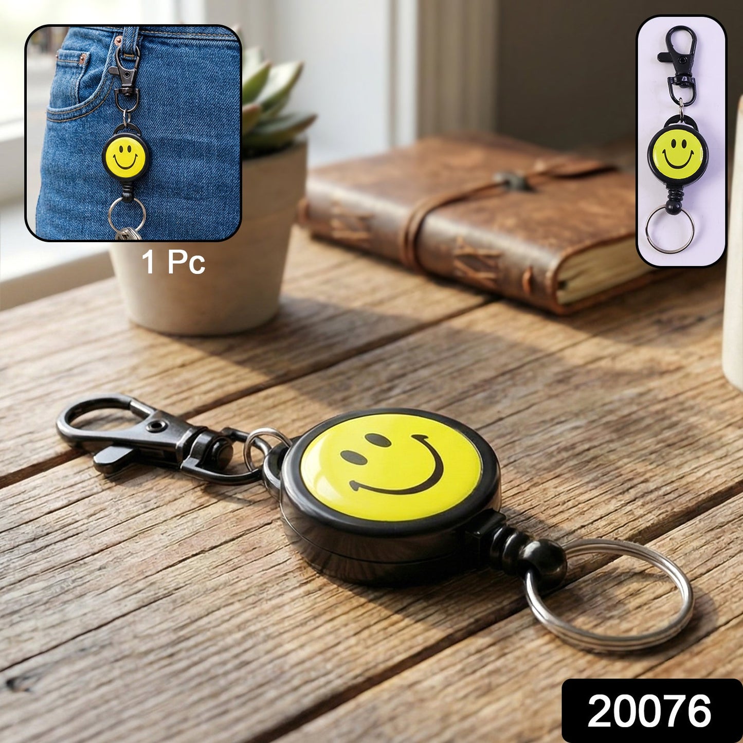 Smiley Face Retractable Keychain (1 Pc)