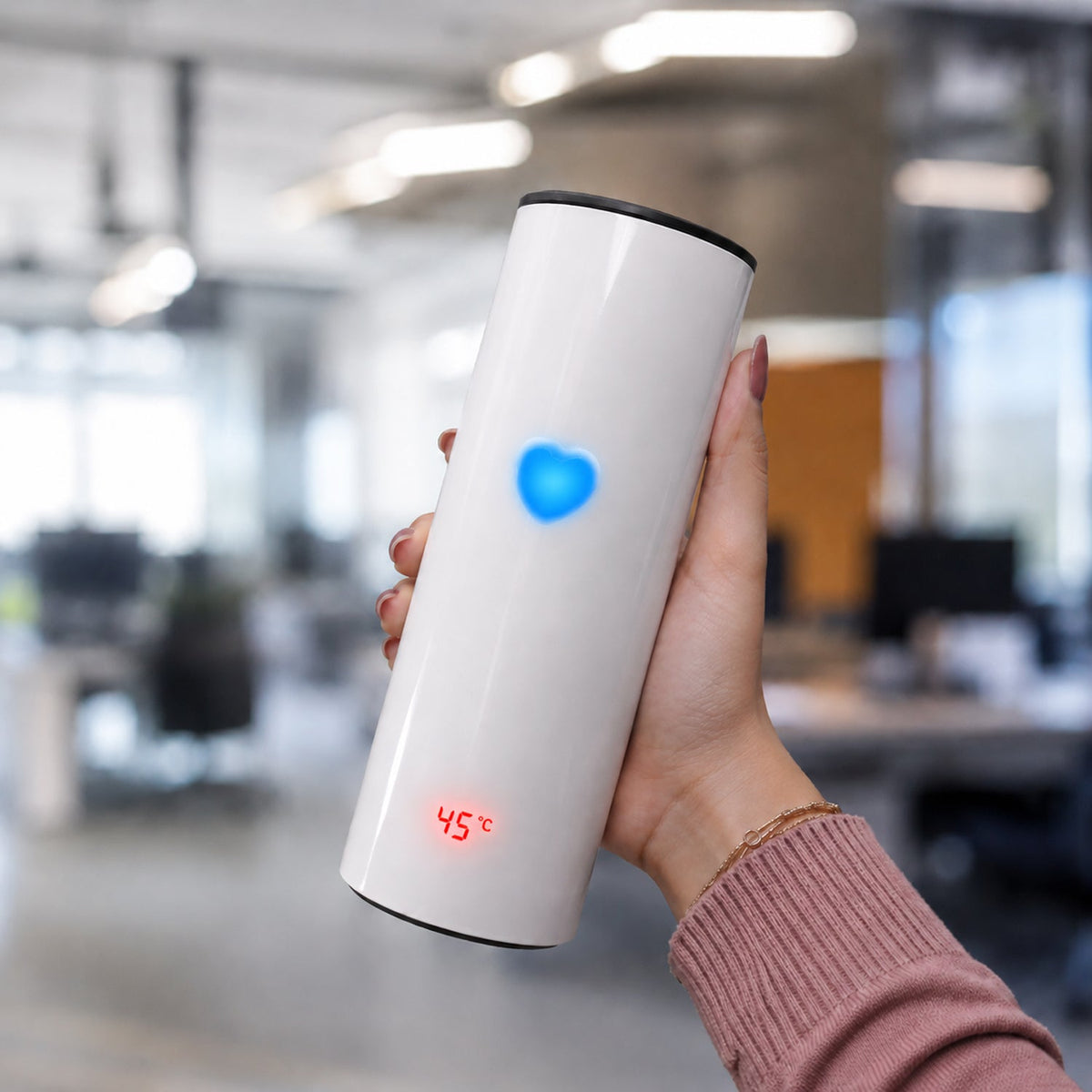 Portable stainless steel tumbler ideal for travel, gym, and commute