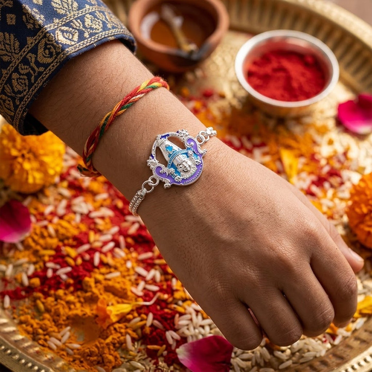 Stylish designer Rakhi with durable thread, ideal for siblings of all ages